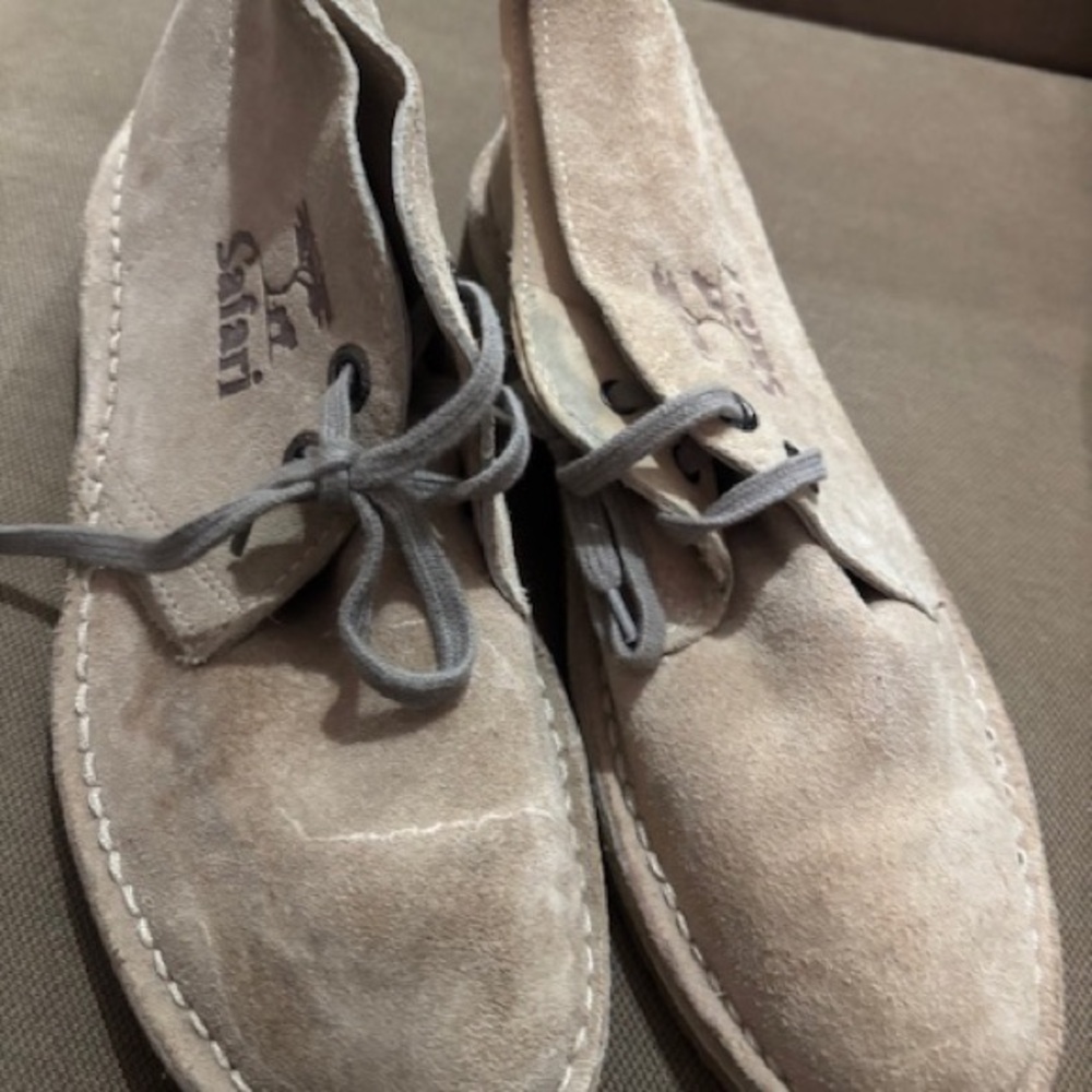 Safari Men's Tan Suede Chukka Boots